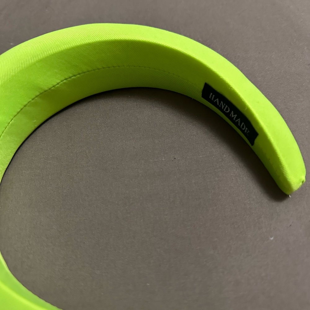 ❌Neon Green Padded Headband - Picture 2 of 3